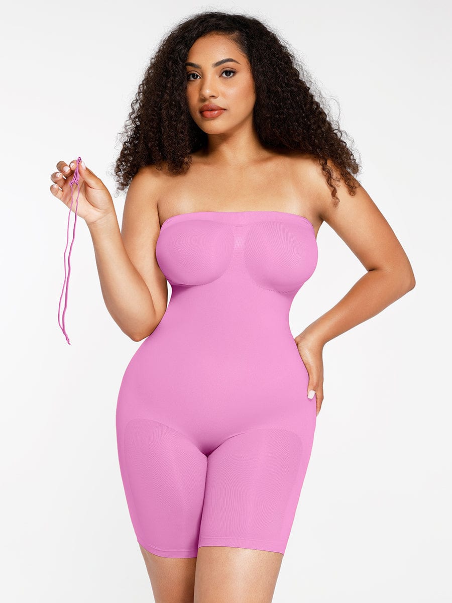 Mujer con body rosa caramelo sin tirantes