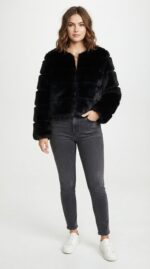Chaqueta corta de pelo sintético a capas para mujer - vista 7