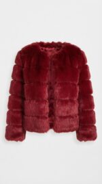 Chaqueta corta de pelo sintético a capas para mujer - vista 25