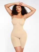 Mujer con faja body nude suave levanta glúteos.